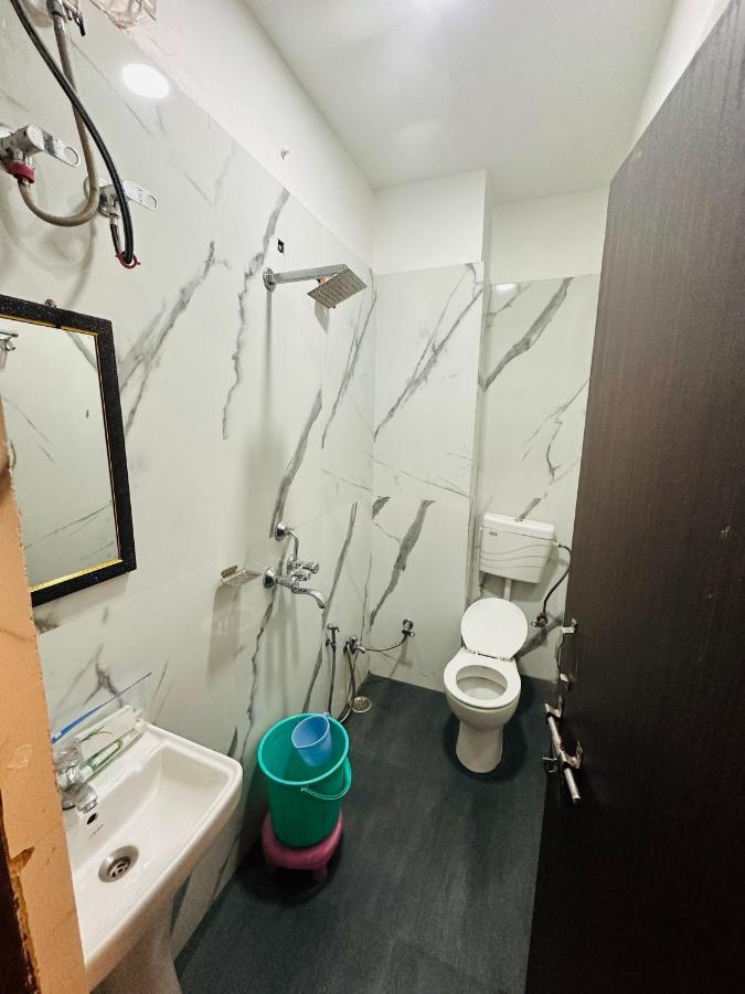 Hotel Deva Inn Váránaszi Kültér fotó