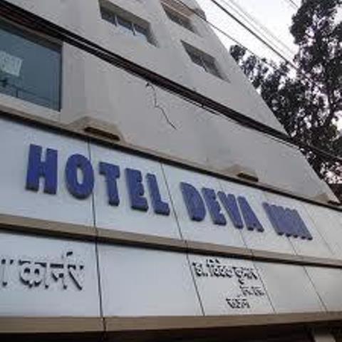 Hotel Deva Inn Váránaszi Kültér fotó